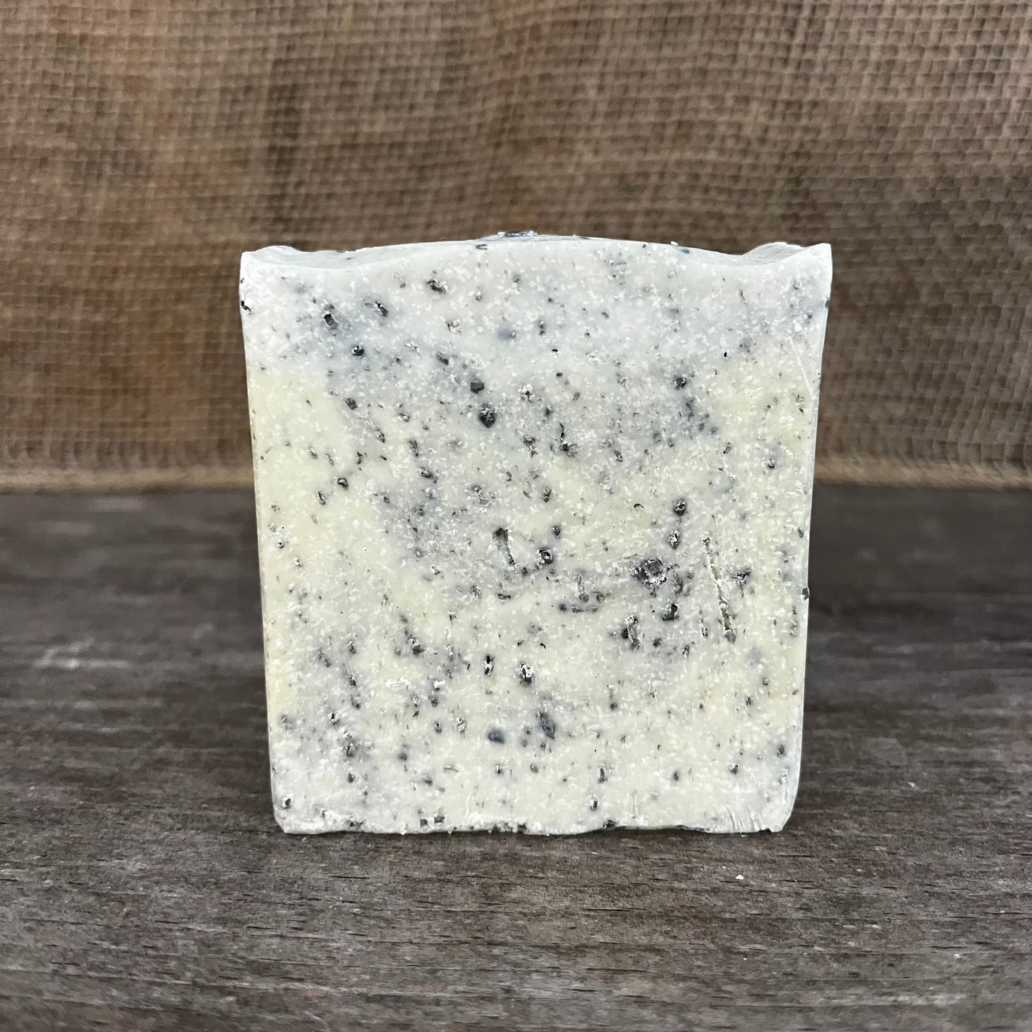Lemongrass & black lava salt