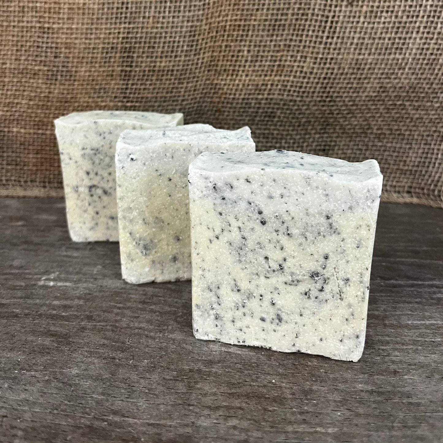 Lemongrass & black lava salt